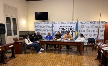 Reunión de Comisión Plenaria junto al equipo de la Escuela Municipal de Equinoterapia