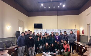 Visita de estudiantes de 5.º año del Colegio Católico San Miguel al HCD